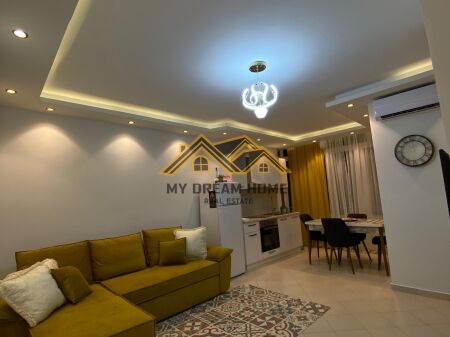 GARSONIERE TE SHKEMBI I KAVAJES, PER SHITJE!