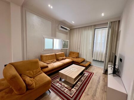 📣 QERA SUPER Apartament 1+1 📍 Prane Rruges Se "Durresit" ✨💶 Cmimi 600 Euro (i Pa Diskutueshem)