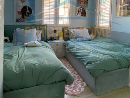 Shitet, Apartament 3+1+3, Liqeni i Thate