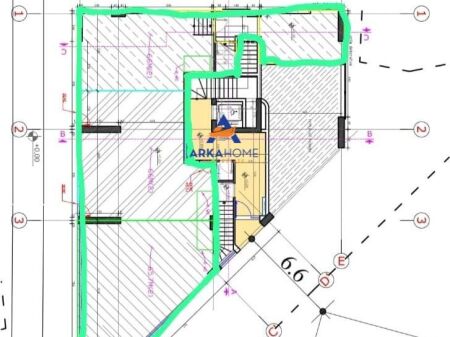 JEPET AMABJENT ME QERA 206 M2 " RRUGA BARDHOK BIBA " 270.000 LEKE
