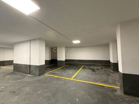 Shiten 8 Poste Parkimi, Rruga Aleksander Goga Durres !