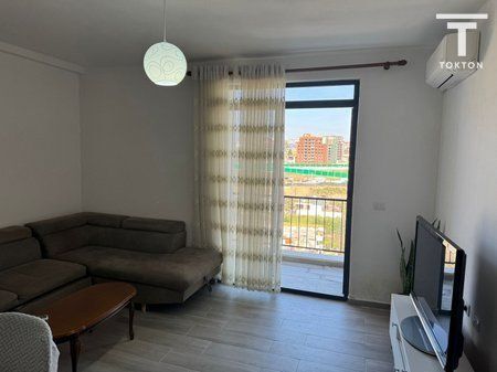 QIRA, APARTAMENT 3+1+2, RRUGA "5 MAJ", TIRANE