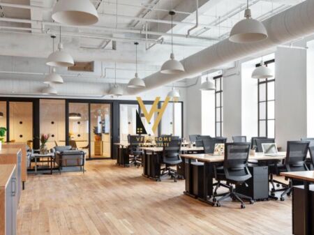 JEPET ZYRE 307 M2 ME QERA TE RRUGA ABDULLA KETA, QENDER 3.400 EURO