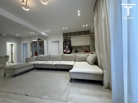 SHITET, APARTAMENT 2+1+2, ISH STADIUMI DINAMO, TIRANË