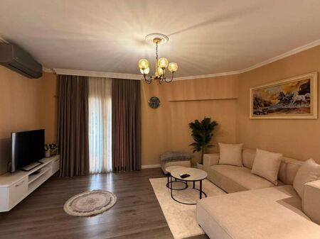 Apartment 2+1 for rent at Komuna e Parisit