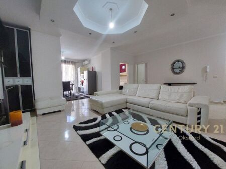 Shitet Apartament 2+1 + Garazh i Mbyllur për 2 Makina . Astir