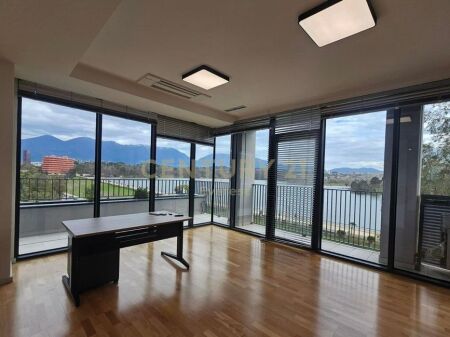 Zyra me qira tek Lake View + 3 🅿️