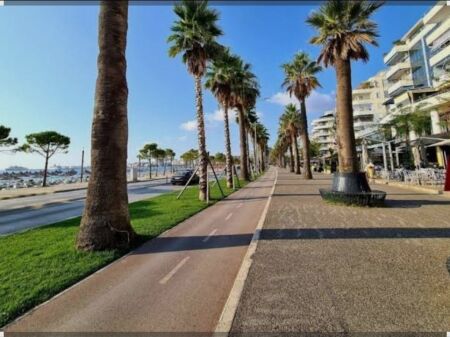 Shitet apartament 2+1 ne Lungomare