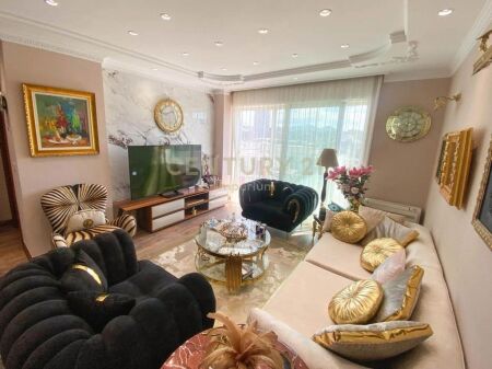 Apartament 3+1+2 ballkone + garderobe te vecuar me Qira në Bllok!