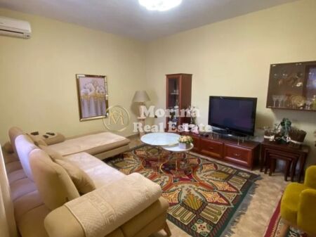 Qera | Vilë 3 + 1 | Brryli | 2000 €/muaj