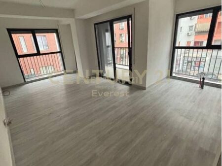 Apartament 3+2 Për Shitje në Bulevardi i Ri, Tiranë - 264,600€ | 147 m² 264,600 €