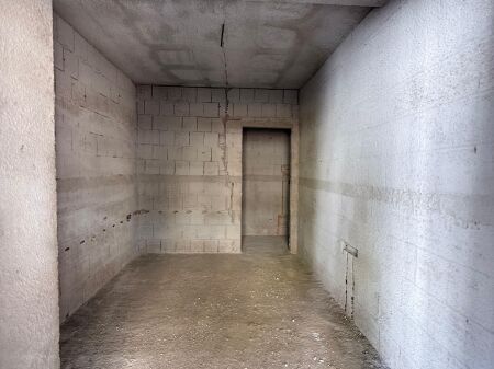 Shitet apartament 1+1 tek Tirana Entry