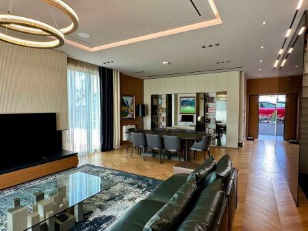 🏡 3-Storey Villa for Sale – Mandarin Residence TEG