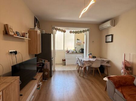 Shitet Apartament 1+1 – Harry Fultz, Tiranë