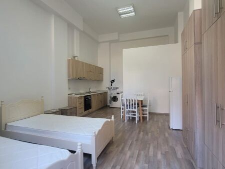 GARSIONERE ME QERA BRRYLI 45.000 LEKE FH-64427