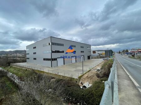 MAGAZZINO IN AFFITTO 1900M2 "CON USCITA LUNGO L'AUTOSTRADA DURRËS – TIRANA" 6000 EURO