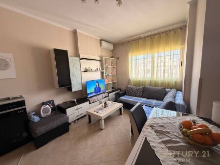 SHESIM APARTAMENT 1+1 NE VASIL SHANTO! 155,000 € Sip. Totale  63m2