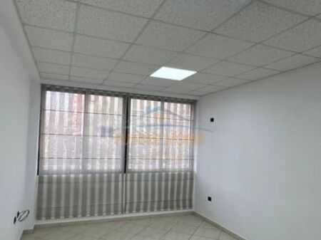 Qera,Ambient Biznesi,Laprakë,Tiranë.