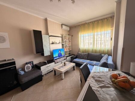 SHESIM APARTAMENT 1+1 NE VASIL SHANTO! 155,000 €