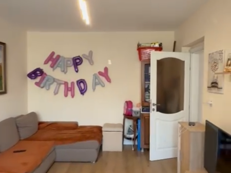 Apartament 1+1, Harry Fultz!