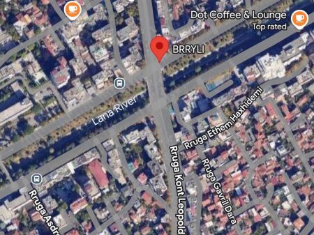 Shitet apartament 1+1  Kryqezimi Brrylit