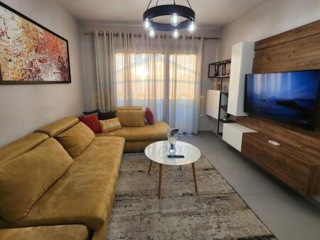 Affitto, Appartamento 1+1, Stadio Dinamo, Tirana.