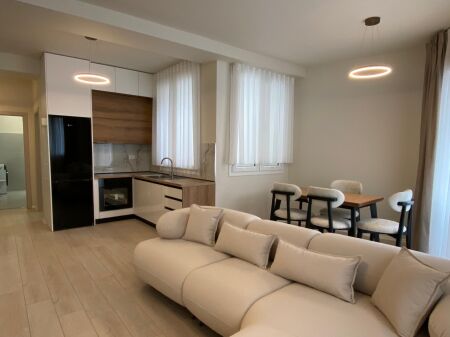 📌 Apartament me qira – River Residence, Astir