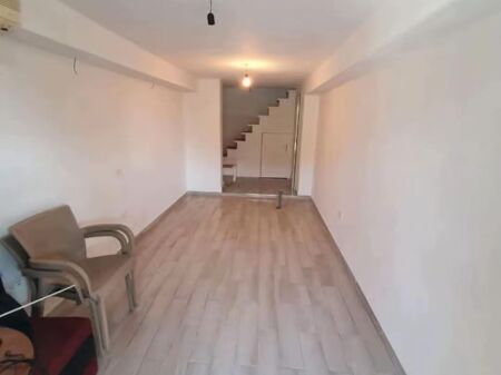 Locale di servizio in affitto Kombinat