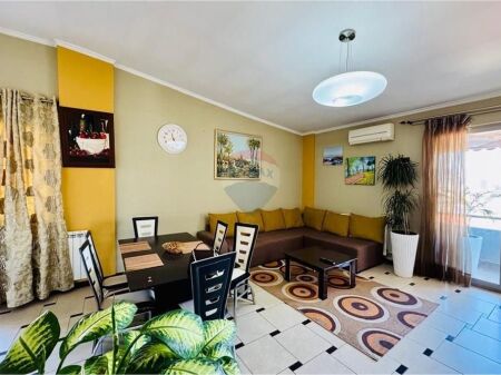 Apartament 2+1 me qera Eleonora