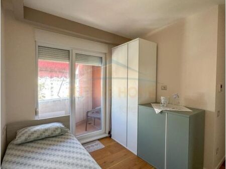 Apartment 3+1+2 for Sale Complex "Kontakt", 21 Dhjetori