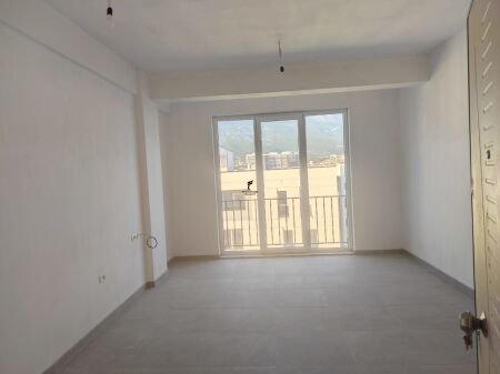 APPARTAMENTO IN AFFITTO 2+1 5 MAGGIO 400 EURO FH-64360