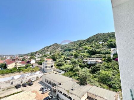 🏡 Garsoniere për Shitje – Lungomare, Vlorë