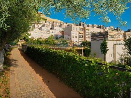 Dupleks - Për Shitje - Kodra e Diellit, Tiranë(ID: 530581010-73)