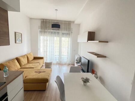 Jepet me qera Apartament 1+1 Rezidenca Magnet 21 Dhjetori