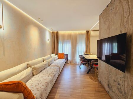 Jepet Qera: 2+1+2wc ( PAZARI I RI )* 📍 *950€* - k5, Ashensor. - Super Investim **60k€ Kosto - me Arkitekt | Mobilim Modern, Elektro A++ & PARKET