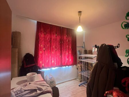 Shitet Apartament 3+1,Rruga Karl Gega.