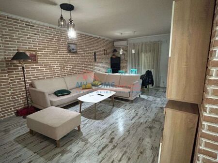 Apartment 2+1 for rent at Komuna e Parisit