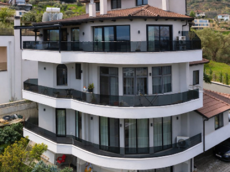 🏡 Super Vilë Luksoze për Shitje – Liqeni i Thatë