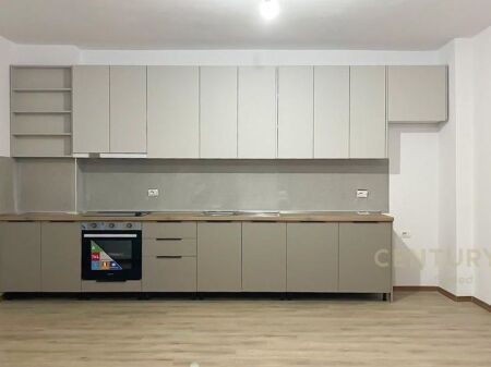 Apartment 2+1+2 on 5 Maji Street for Rent. 400 € /Month