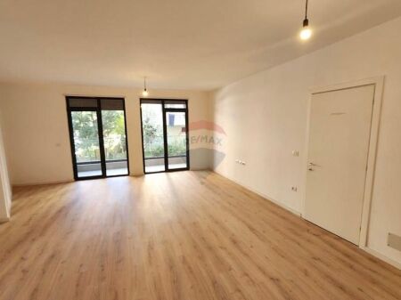 Apartament 2+1+2 Për Shitje ,Kopshti Zoologjik ID: 530601003-178