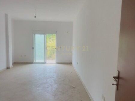 Apartment 1+1 in Shkëmbi i Kavajës, Durrës For Sale - 58,000€ | 54.9 m² 58,000 €