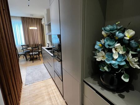 Jepet garsoniere me qira ne Bllok