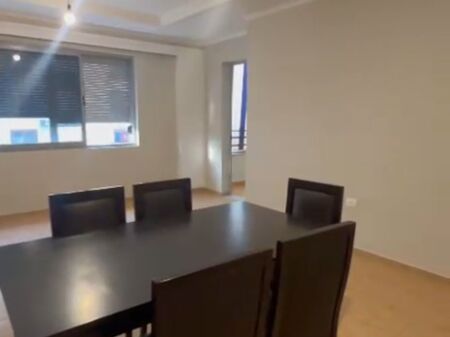 In vendita 2+1, Fresk