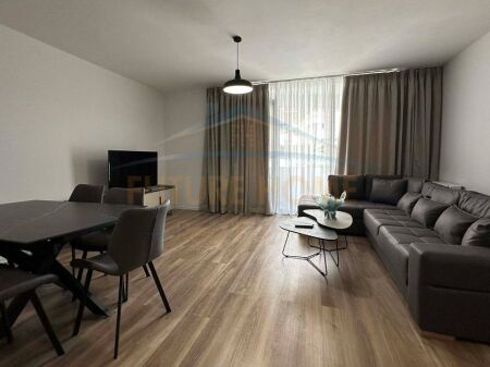 Qera, Apartament 2+1+2 + Post Parkimi, Unaza e Re