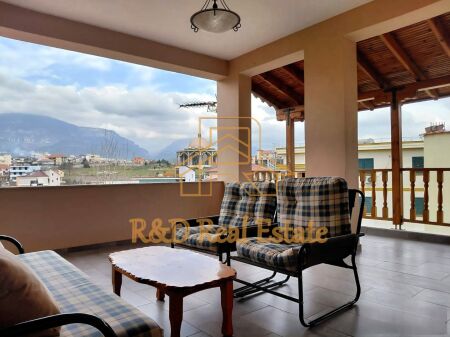 🏡 SHTËPI ME QERA – Duplex, Rruga Pasho Hysa (Ali Demi)