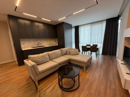 JEPET ME QIRA APARTAMENT 3+1+2+POST PARKIMI, ISH-TREGU ELEKTRIK! 850 € /Muaj