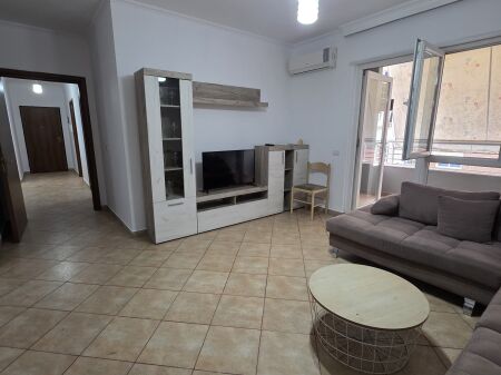 Affittasi 2+1+deposito a Astir