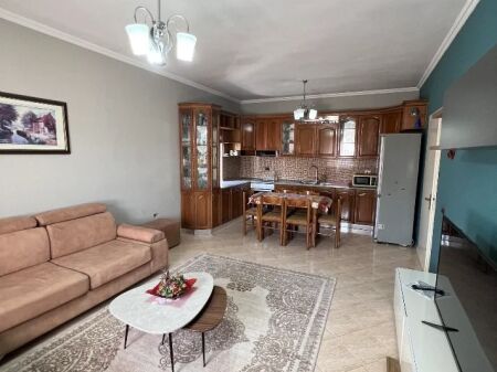 Rent | Private house 2 + 1 | Yzberisht | 400 €/month