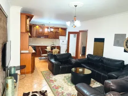 Jepet me Qira Apartament 2+1 Zogu i zi