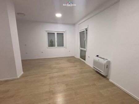 Zyre Me Qera 2+1 Tek Rruga e Kosovareve ( ID BZ2865) Tirane